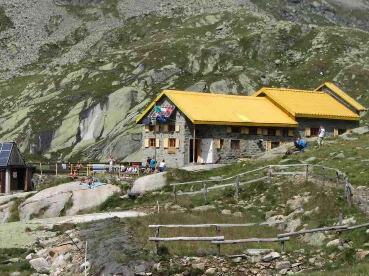 Bilocale A Due Passi Dal Gran Paradiso Locana Exterior foto